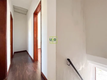 Moradia T3 para Arrendamento em Cebolais de Cima e Retaxo