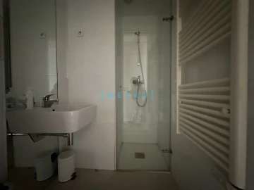 Apartamento T2 para Arrendamento em Cedofeita, Santo Ildefonso, Sé, Miragaia, São Nicolau e Vitória