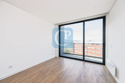 Apartamento T1 para Arrendamento em Pedrouços