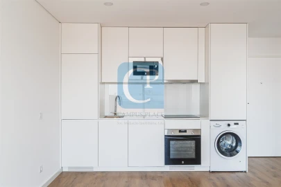 Apartamento T1 para Arrendamento em Pedrouços