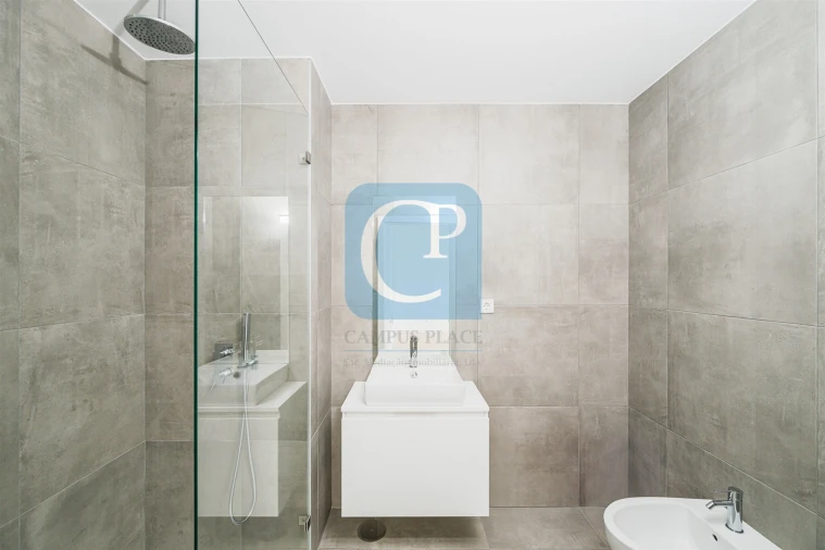 Apartamento T1 para Arrendamento em Pedrouços Foto 18