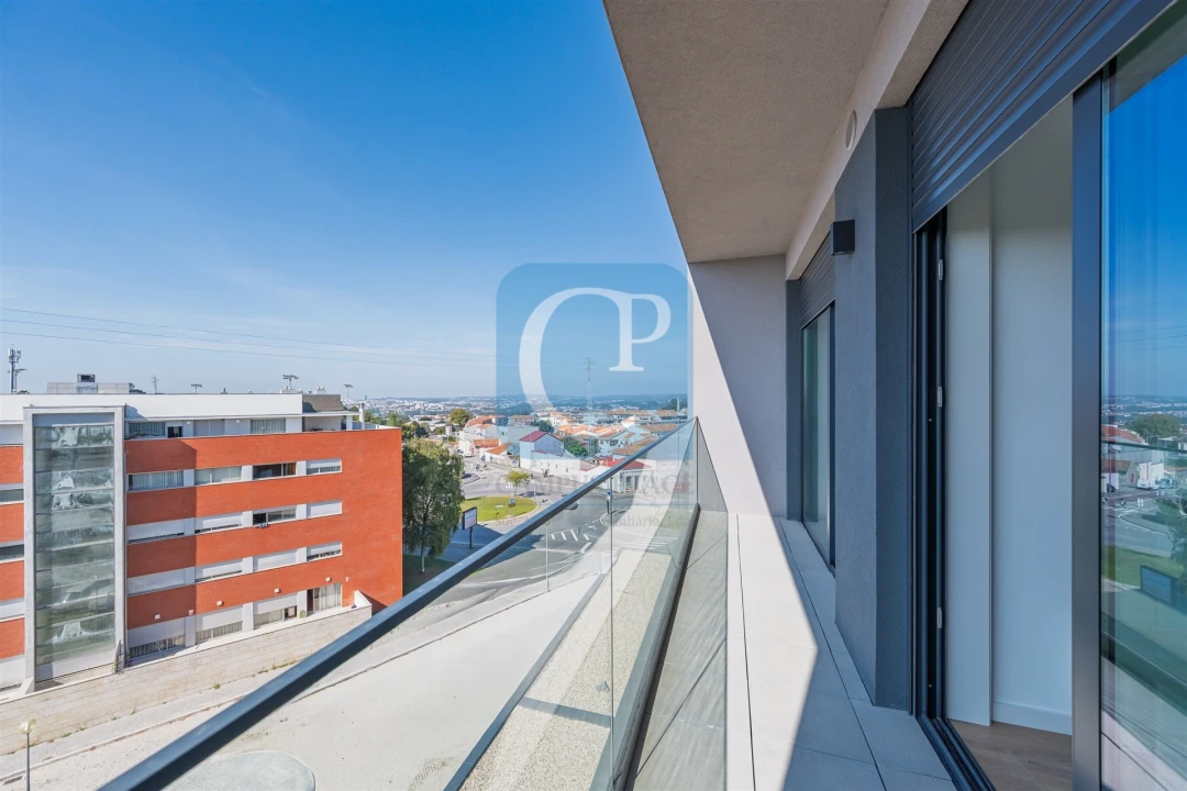 Apartamento T1 para Arrendamento em Pedrouços Foto 19