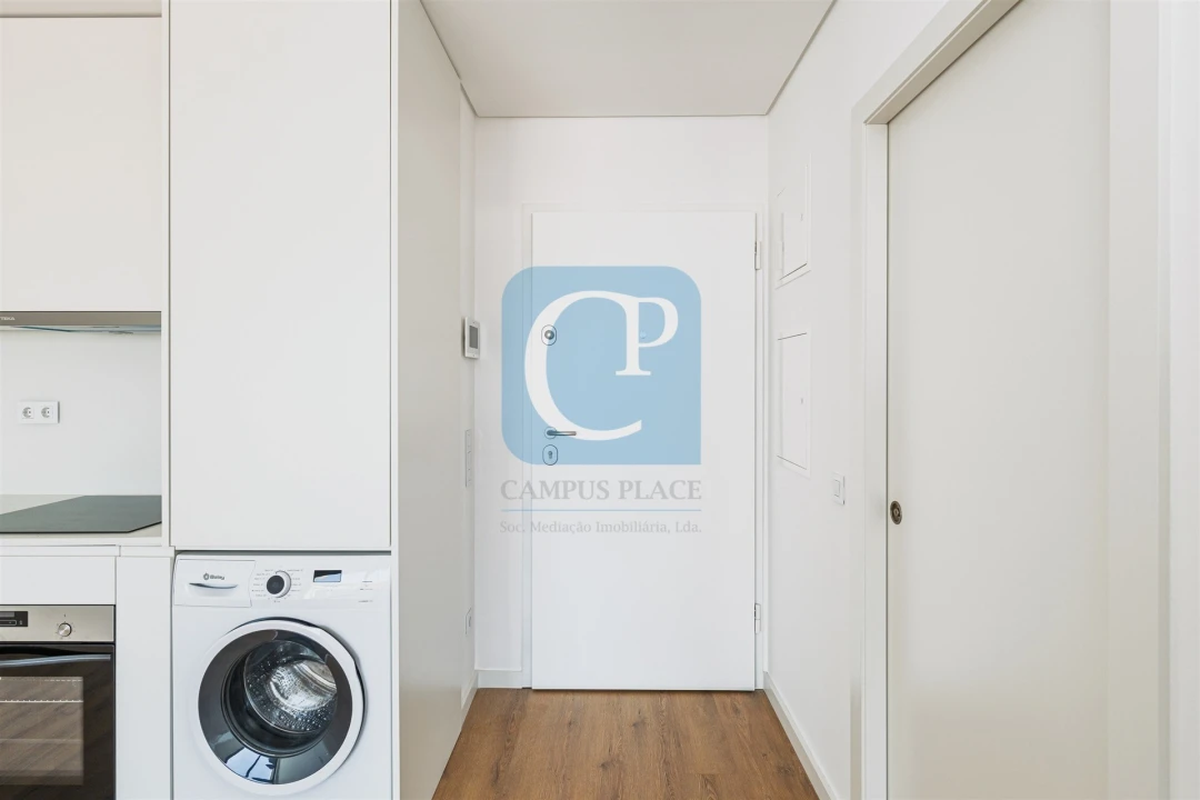 Apartamento T1 para Arrendamento em Pedrouços Foto 5
