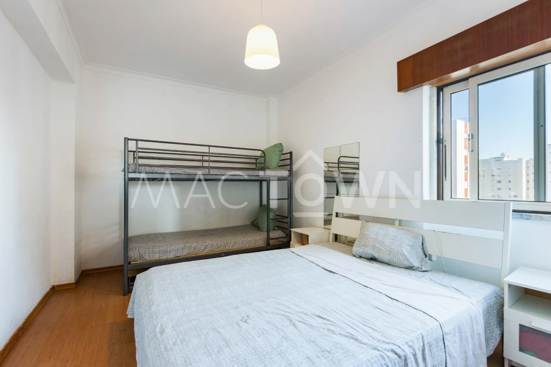 Apartamento T3 para Venda em Carregado e Cadafais Foto 14