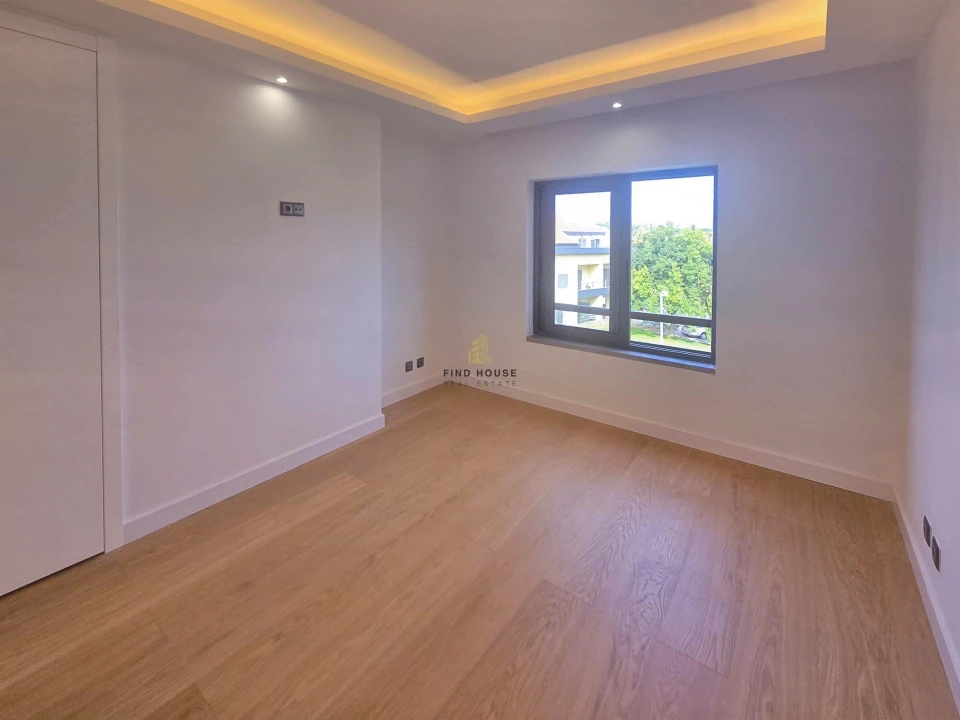 Apartamento T2 para Arrendamento em Alcabideche Foto 23