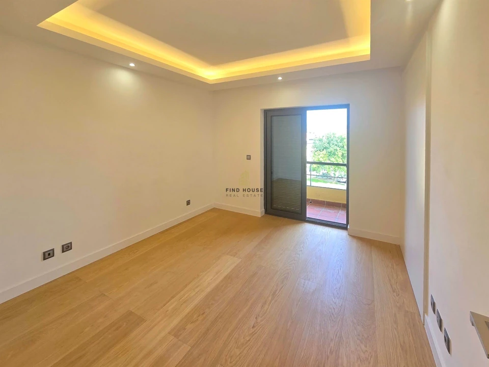 Apartamento T2 para Arrendamento em Alcabideche Foto 18