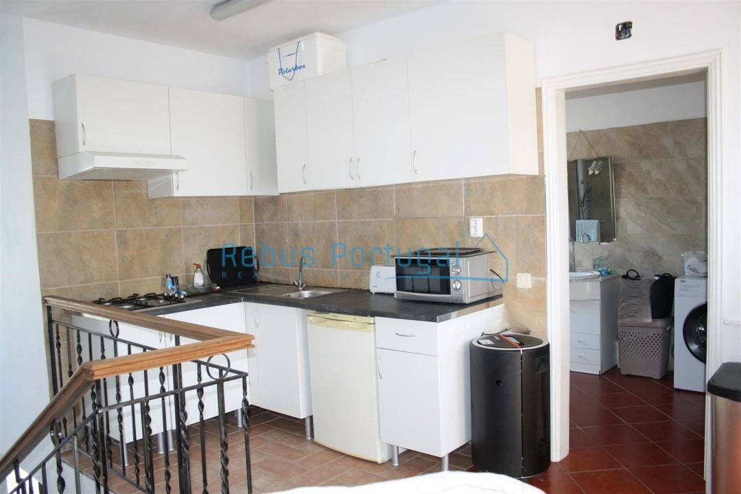 Moradia T4 para Venda em Santa Barbara de Nexe Foto 16