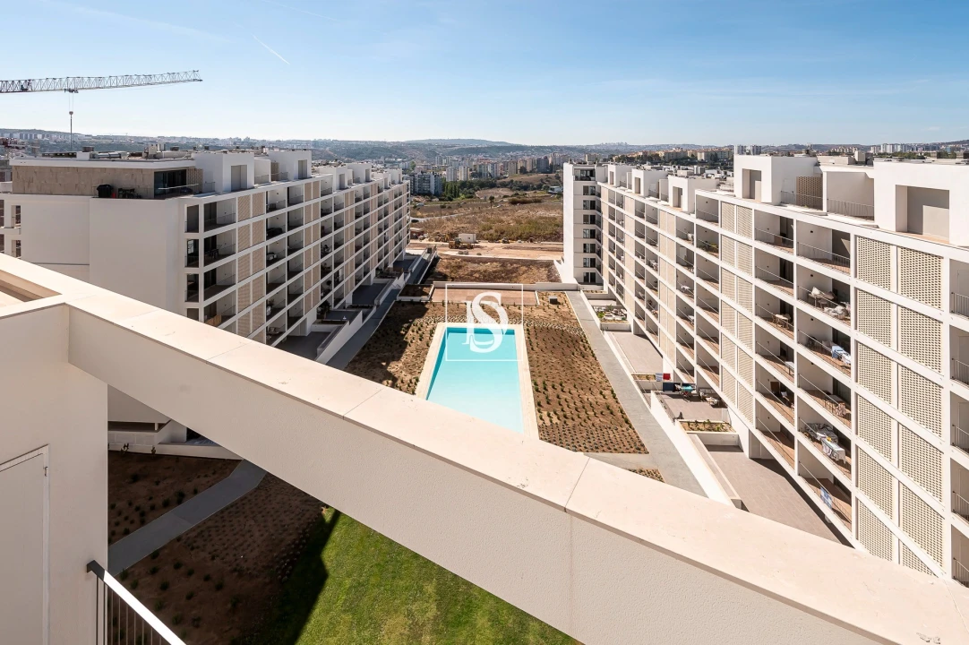 Apartamento T5 para Venda em Santo António dos Cavaleiros e Frielas Foto 57