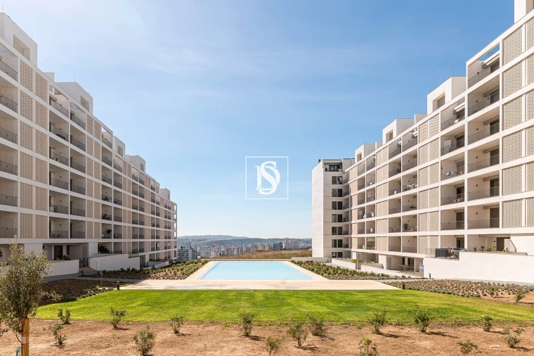 Apartamento T5 para Venda em Santo António dos Cavaleiros e Frielas Foto 59