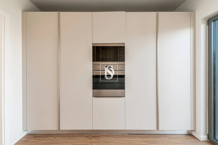 Apartamento T5 para Venda em Santo António dos Cavaleiros e Frielas Foto 22