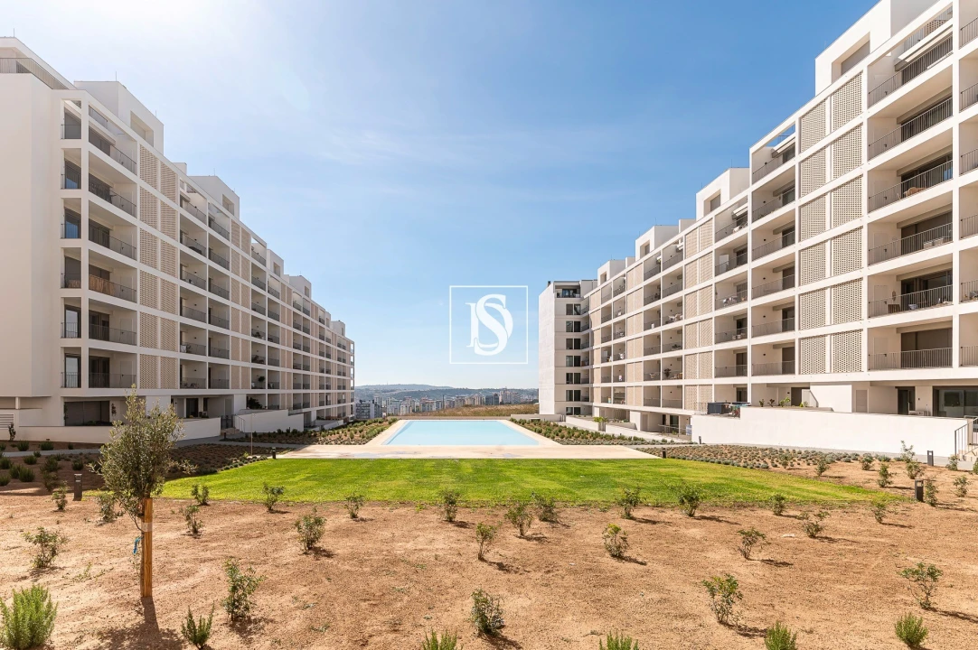 Apartamento T5 para Venda em Santo António dos Cavaleiros e Frielas Foto 58