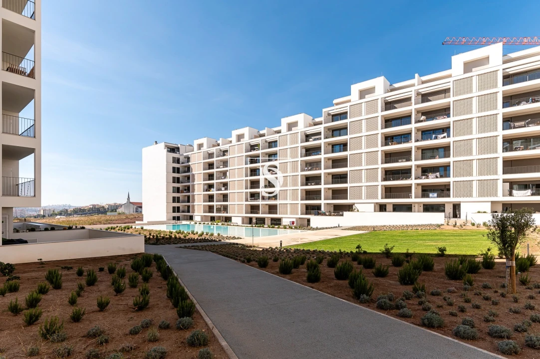 Apartamento T5 para Venda em Santo António dos Cavaleiros e Frielas Foto 55