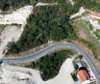 Terreno para Venda em Campelo e Ovil