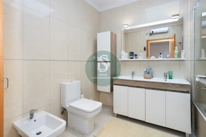 Moradia T4 para Venda em Alfena