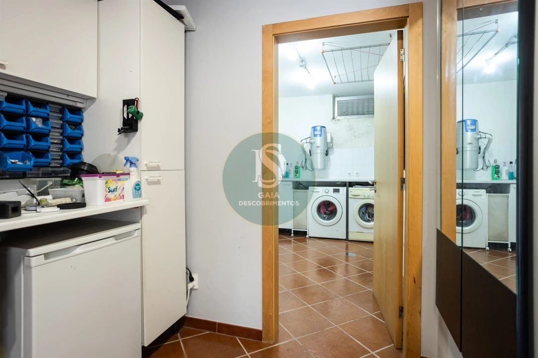 Moradia T4 para Venda em Alfena Foto 44
