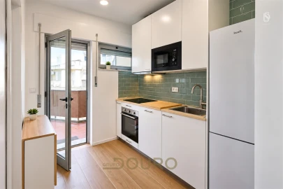 Apartamento T2 para Arrendamento em Cedofeita, Santo Ildefonso, Sé, Miragaia, São Nicolau e Vitória