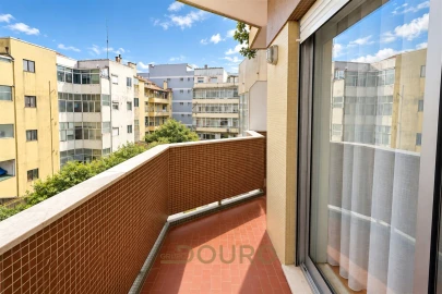 Apartamento T2 para Arrendamento em Cedofeita, Santo Ildefonso, Sé, Miragaia, São Nicolau e Vitória