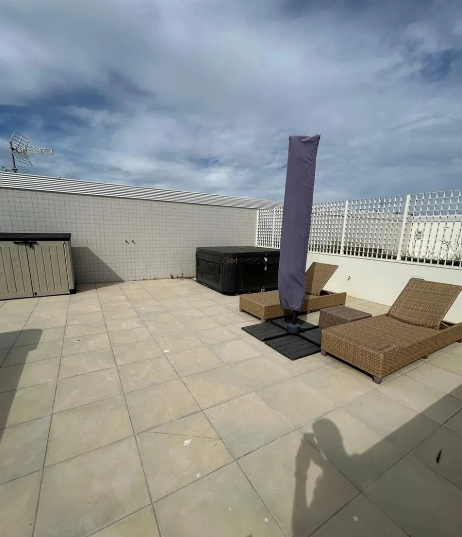 Apartamento T2 para Arrendamento em Canidelo Foto 23