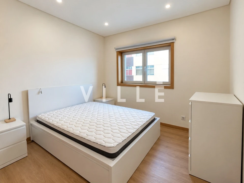 Apartamento T2 para Arrendamento em Eixo e Eirol Foto 8