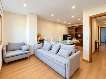Apartamento T2 para Arrendamento em Eixo e Eirol