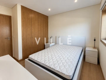 Apartamento T2 para Arrendamento em Eixo e Eirol