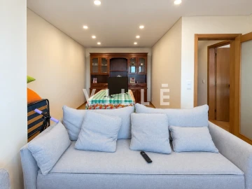 Apartamento T2 para Arrendamento em Eixo e Eirol