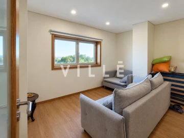 Apartamento T2 para Arrendamento em Eixo e Eirol