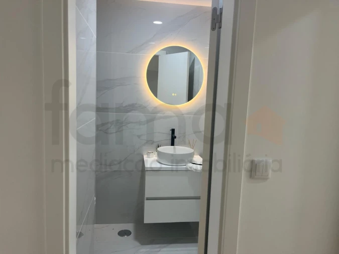 Apartamento T3 para Venda em Benfica Foto 12