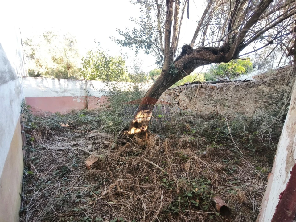 Moradia T1 para Venda em Bencatel Foto 17