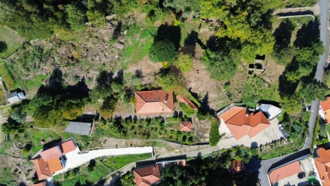 Moradia T2 para Venda em Formariz e Ferreira