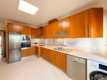 Apartamento T3 para Venda em Benavente