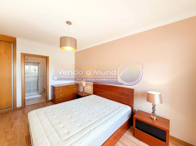 Apartamento T3 para Venda em Benavente Foto 20