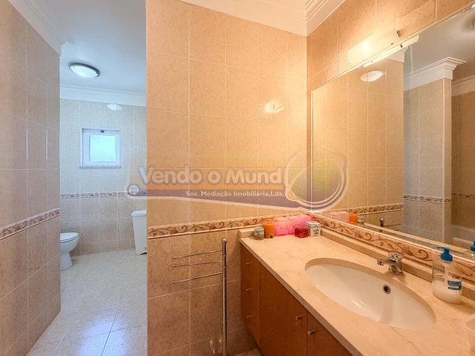 Apartamento T3 para Venda em Benavente Foto 15