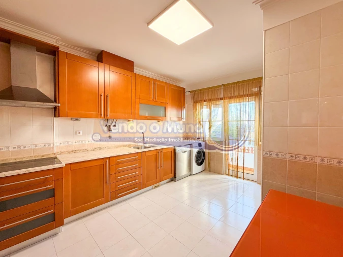 Apartamento T3 para Venda em Benavente Foto 7