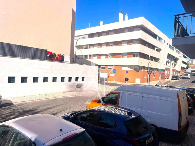 Apartamento T3 para Arrendamento férias em Carnaxide e Queijas Foto 8