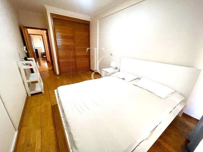 Apartamento T3 para Arrendamento férias em Carnaxide e Queijas Foto 17