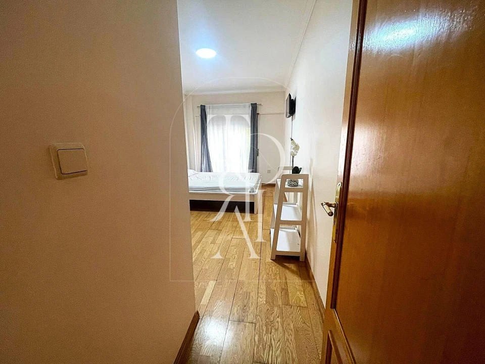 Apartamento T3 para Arrendamento férias em Carnaxide e Queijas Foto 14