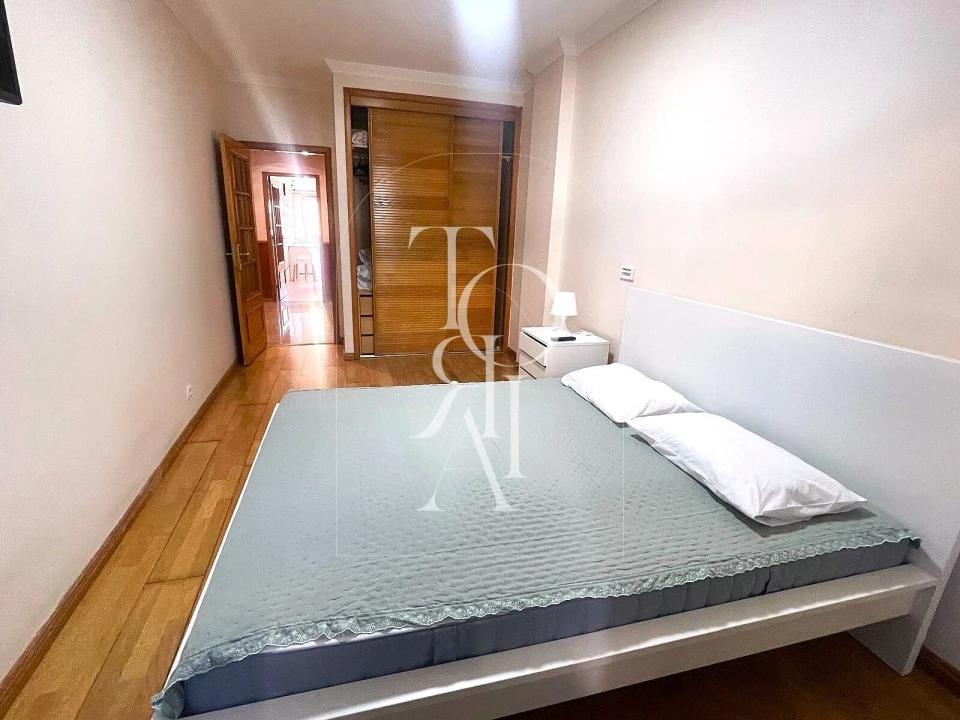 Apartamento T3 para Arrendamento férias em Carnaxide e Queijas Foto 16