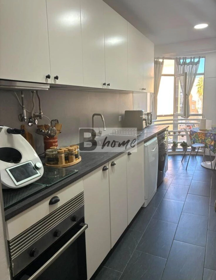 Apartamento T2 para Venda em Caparica e Trafaria Foto 5