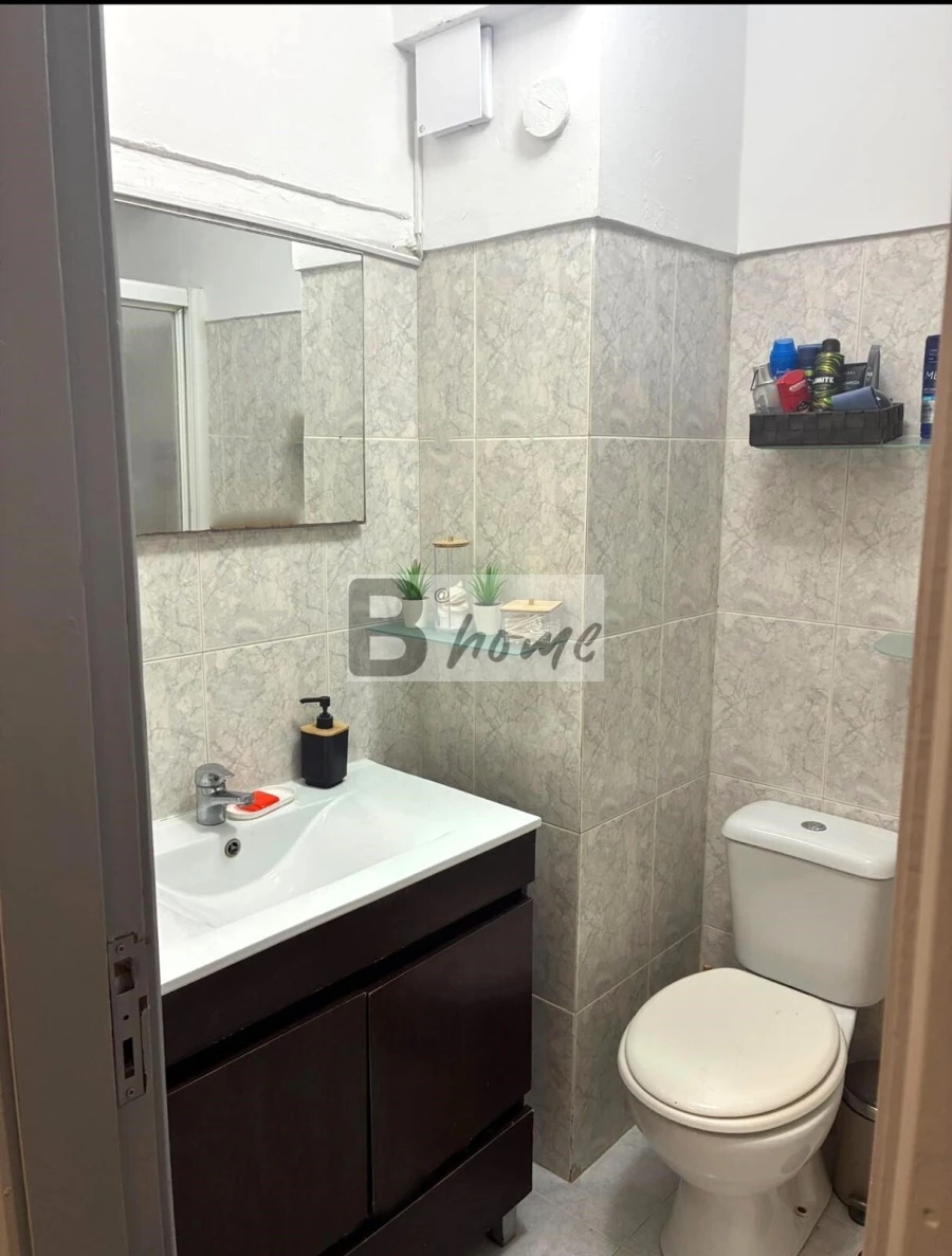 Apartamento T2 para Venda em Caparica e Trafaria Foto 18