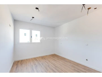 Apartamento T1 para Venda em Caranguejeira