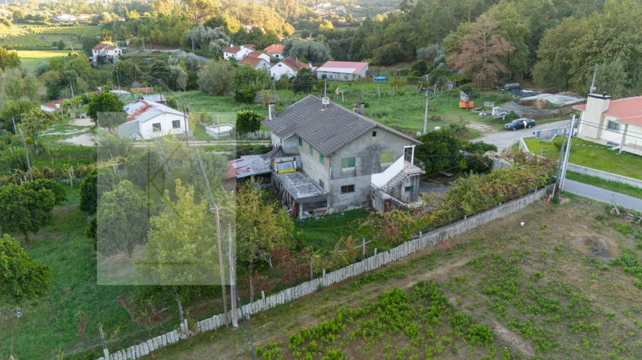 Moradia T3 para Venda em Vale Foto 44