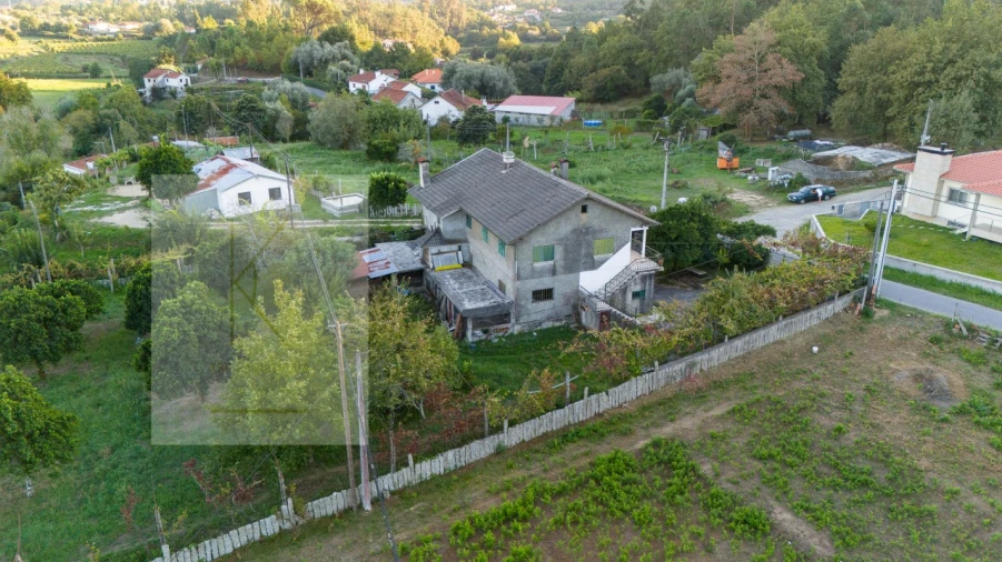 Moradia T3 para Venda em Vale Foto 44