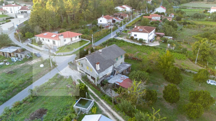 Moradia T3 para Venda em Vale Foto 45