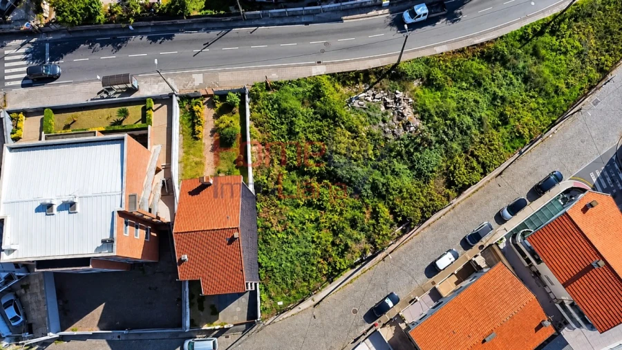 Terreno para Venda em Baguim do Monte (Rio Tinto) Foto 3