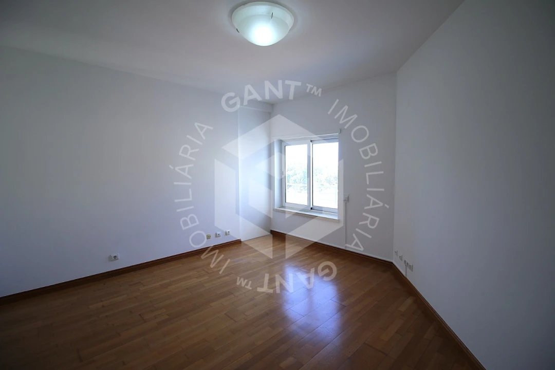 Apartamento T1 para Arrendamento em Costa da Caparica Foto 21