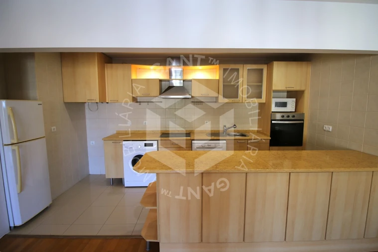 Apartamento T1 para Arrendamento em Costa da Caparica Foto 3