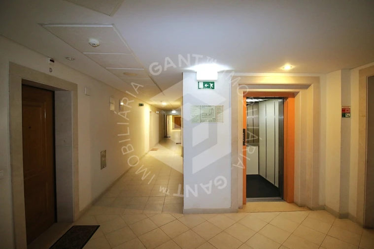 Apartamento T1 para Arrendamento em Costa da Caparica Foto 40