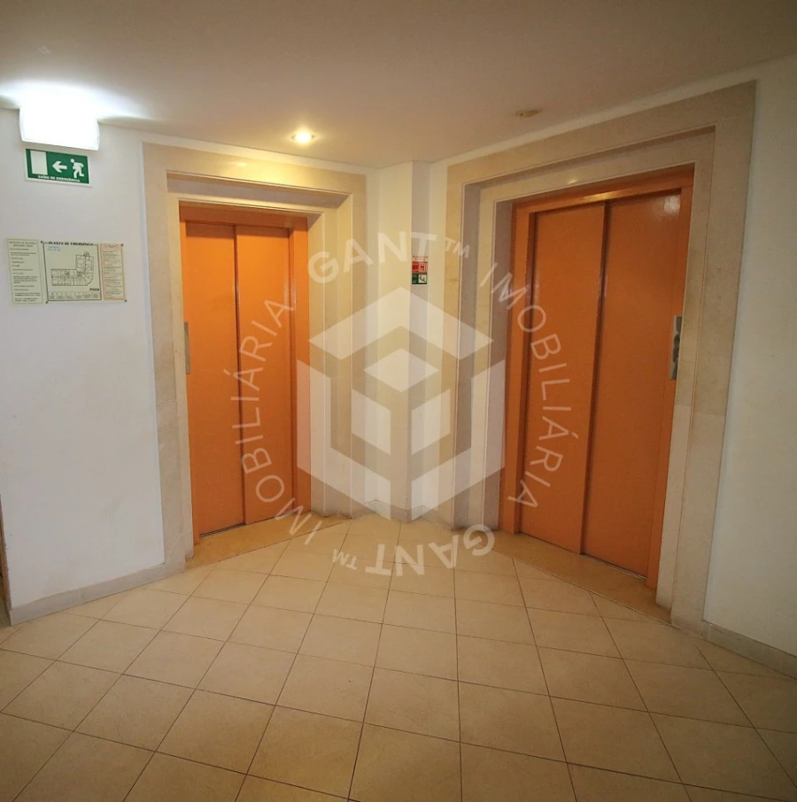 Apartamento T1 para Arrendamento em Costa da Caparica Foto 41