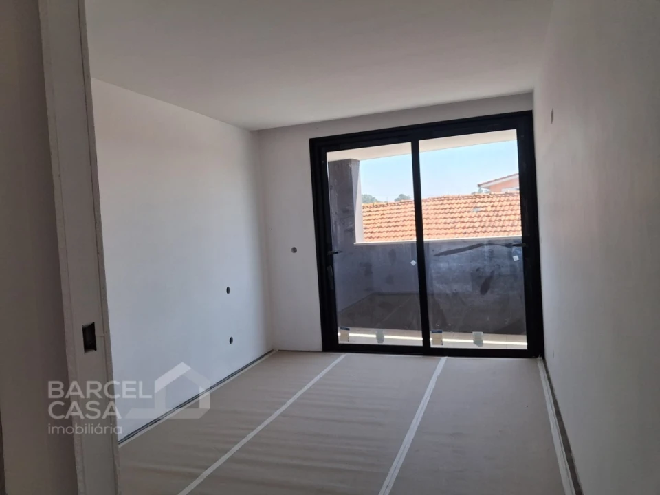 Apartamento T1 para Venda em Palmeira de Faro e Curvos Foto 25